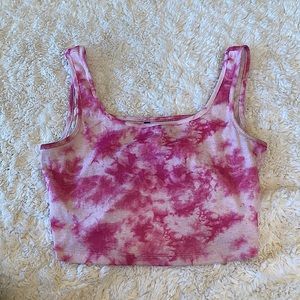 Pink tie dye crop top💞❄️